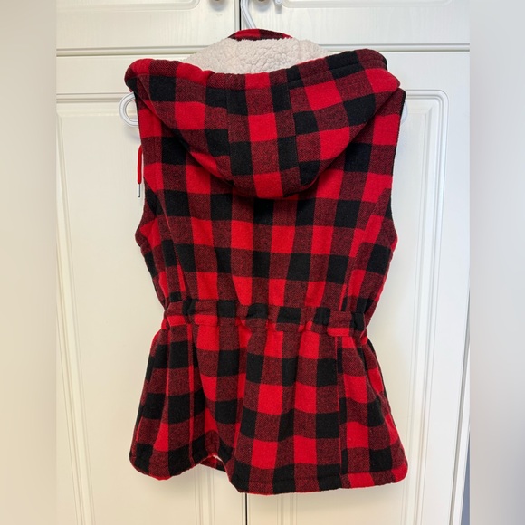 Buffalo Plaid Women’s Hooded Fleece Vest - Picture 2 of 2
